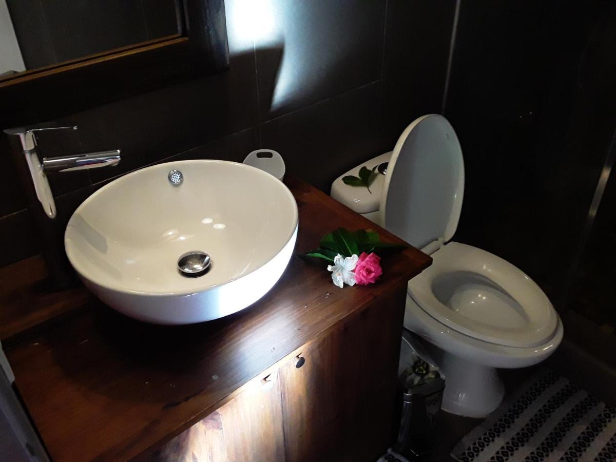 Royal Here Hotell Faaa Eksteriør bilde